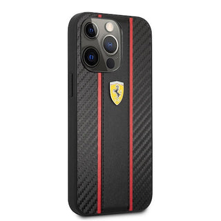 Ferrari Hard Case Pu Carbon Effect & Central Smooth Pu Stripe Metal Logo - iPhone 14 Pro Max